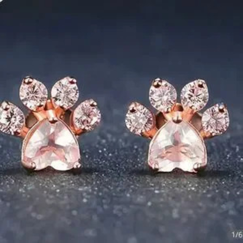 Cute Cat Paw?Stud?Earrings